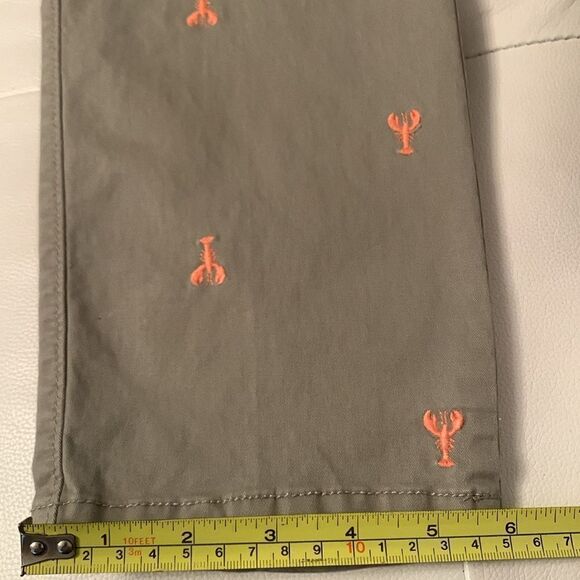 Old Navy Khaki Embroidered Lobster Cropped Pants Size 4 - Picture 7 of 11